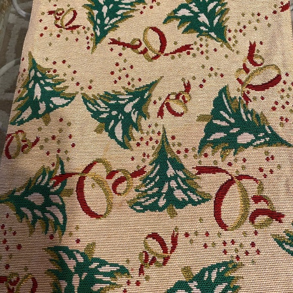 VTG Christmas Table Runner 70” x 12” Old And Pretty For Christmas‼️PRICE DROP‼️ - Picture 4 of 6